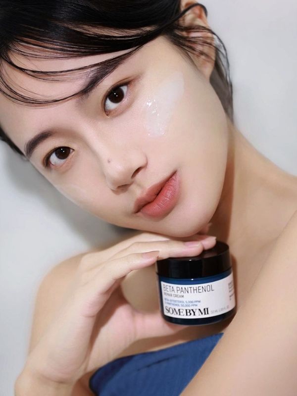 Luxuriöse K-Beauty Skincare Routine Sets in Geschenkbox